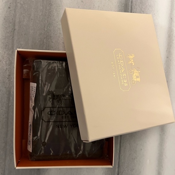 Coach Tri-Fold Wallet - Tobacco - F74539 - Picture 2 of 4